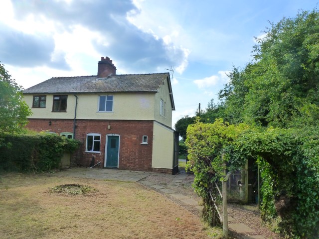 2 Hawthorne Cottages, Avenbury, Bromyard, Herefordshire HR7 4JZ